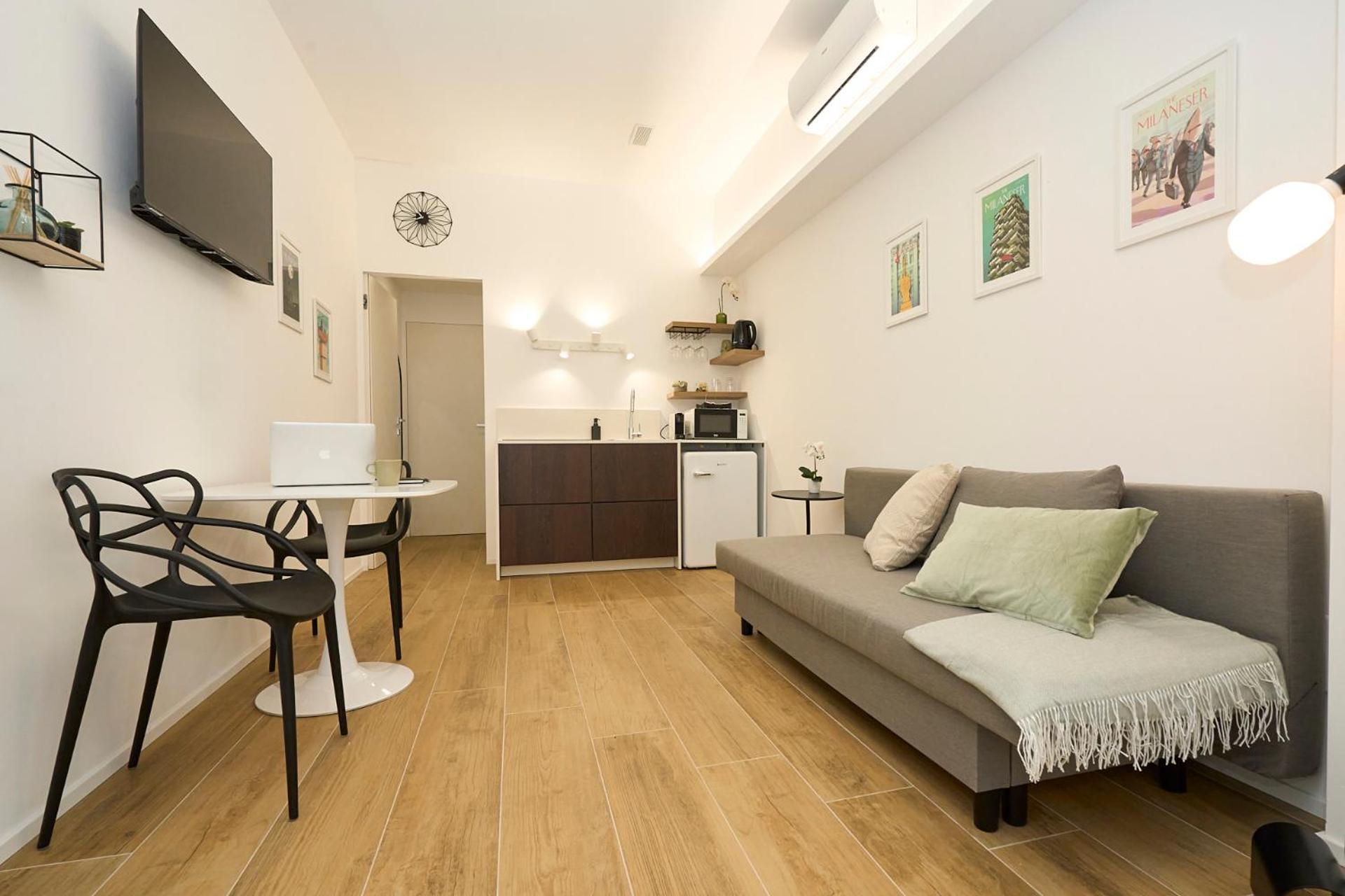 Duomo 10 Min - Cozy With Netflix & Wifi Apartment Milan Luaran gambar